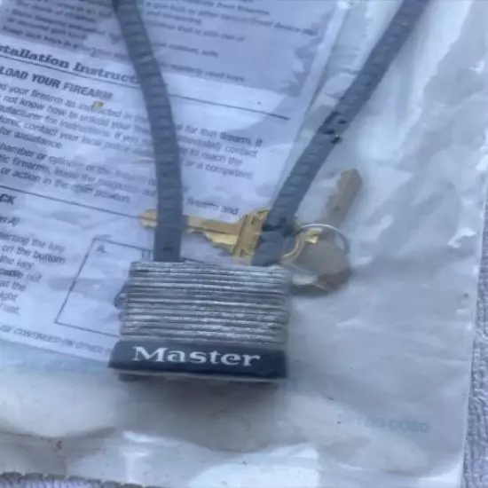 Master Lock 107 Cable Gun LOCK SEALED & MINT CONDITION CHEAP