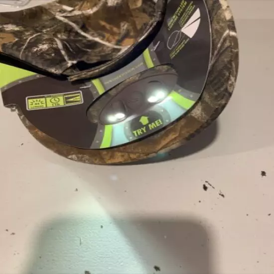 Realtree xtra Camouflage Power Cap Lighted Brim 42 Lumens Hook and Loop