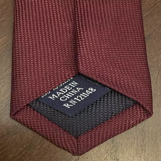 Club Room Burgundy 100% Silk Men’s Neck Tie Made In China