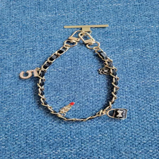 Charm wrist chain for phone