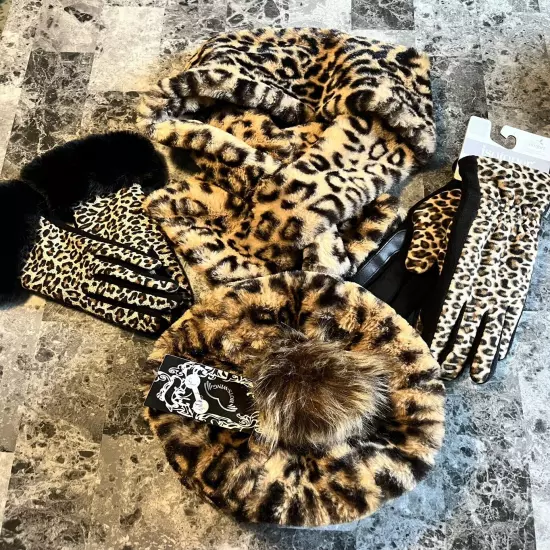 Cheetah Print Winter Set (2 Pairs Gloves, Hat, Scarf)