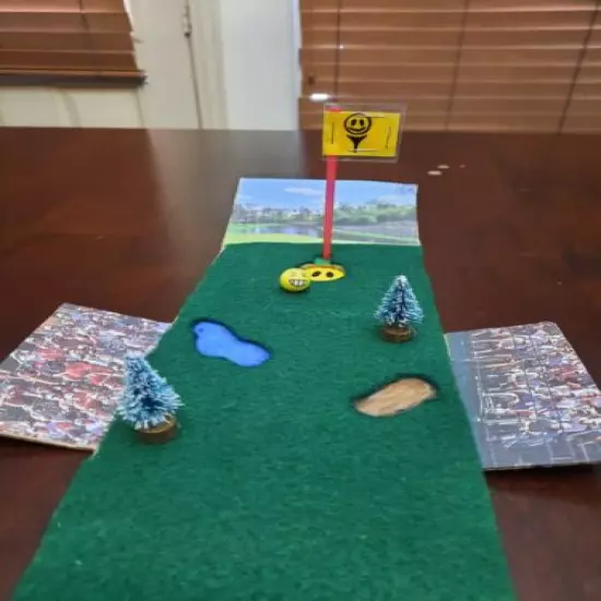 Miniature Indoor Golf Putting Family Game