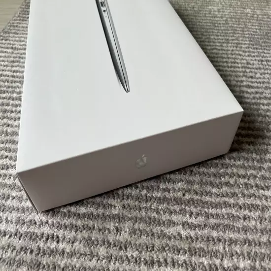 EMPTY BOX ONLY Apple MacBook Air 11"