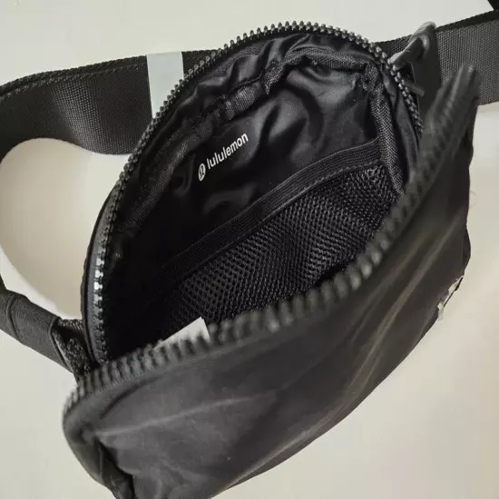 Lululemon Black / Silver Everywhere Belt Bag 1L NWT Brand New