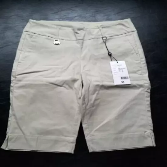 1 NWT WOMEN'S DAILY SPORTS MAGIC CITY SHORTS, SIZE: 10, COLOR: KHAKI (J329)