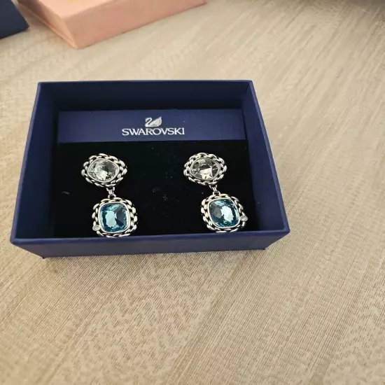 swarovski blue dangling earrings