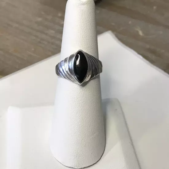 Men’s sterling silver black onyx ring size 6.75 ~R029~