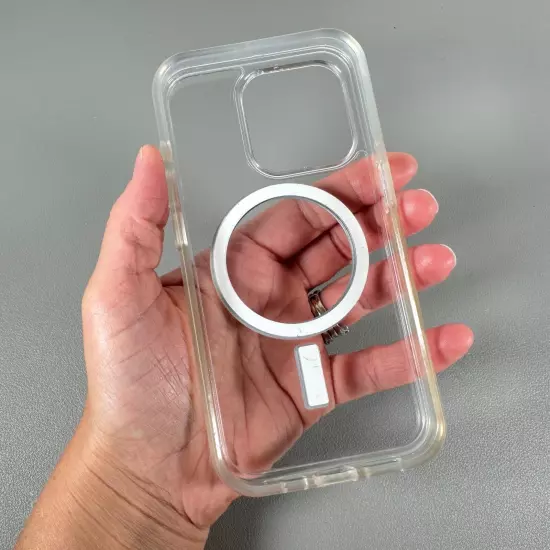 OTTERBOX Symmetry Series Clear + MagSafe Case for iPhone 15 PRO | Pre-Owned