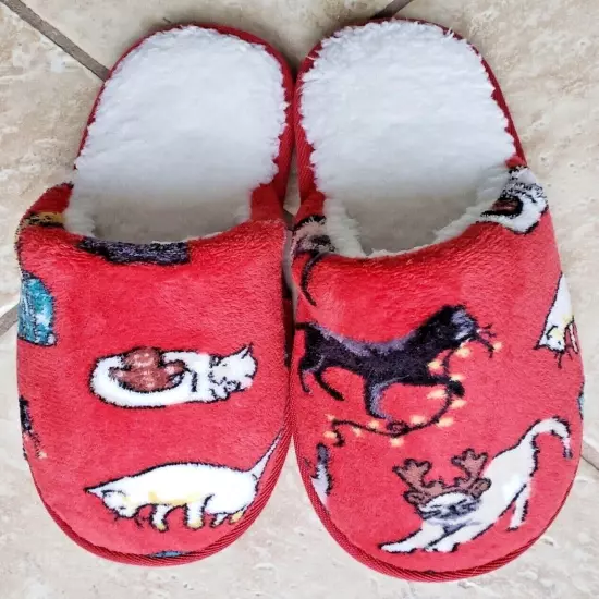 VERA BRADLEY HOLIDAY CATS MEOW ROBE or SLIPPERS:NWT CATS MEOW Limited Edition