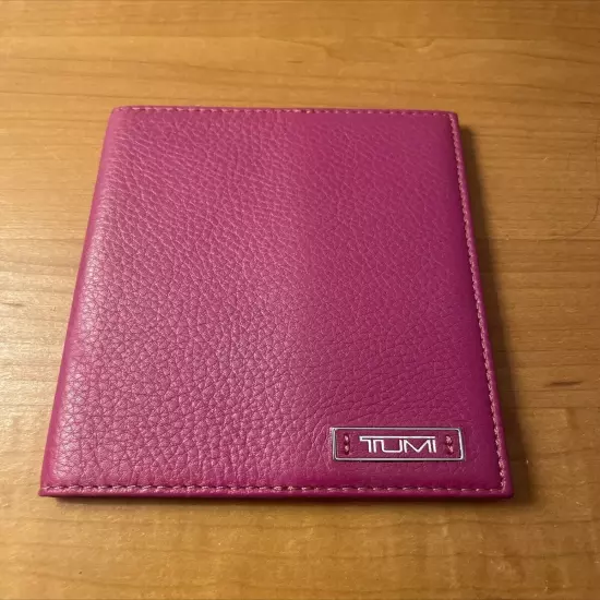 Tumi passport Cover Holder - Leather