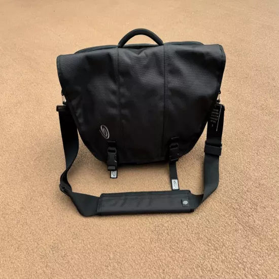 Timbuk2 Commute Large Laptop Messenger Bag - Black