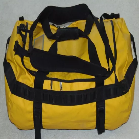 THE NORTH FACE YELLOW/BLACK DUFFEL BAG WITH BACKPACK STRAPS