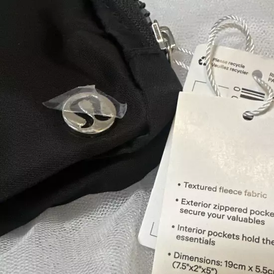 Lululemon Athletica Everywhere Women's Belt Bag- Black -BRAND NEW! Tags Attached