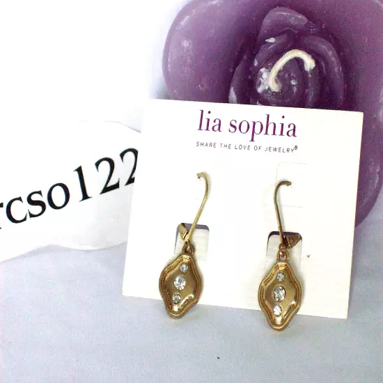 Beautiful Lia Sophia "DELICA" Dangle Earrings, Cut Crystals, NWT