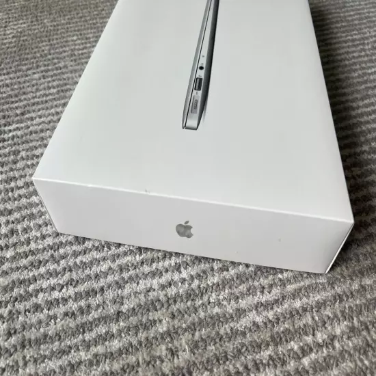 EMPTY BOX ONLY Apple MacBook Air 11"