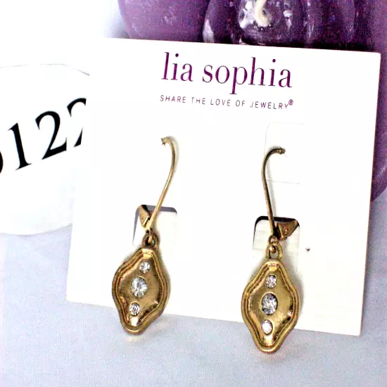 Beautiful Lia Sophia "DELICA" Dangle Earrings, Cut Crystals, NWT