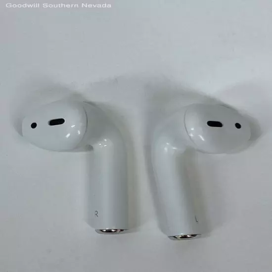 Apple AirPods A2031 Earbuds With Charging Case