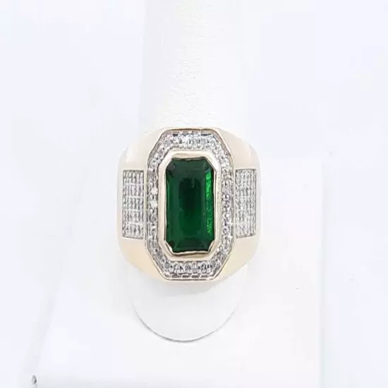 Green Gemstone & Diamond Ring In 10k Yellow Gold 9.12 Grams Size 10 Eb0524oexsa