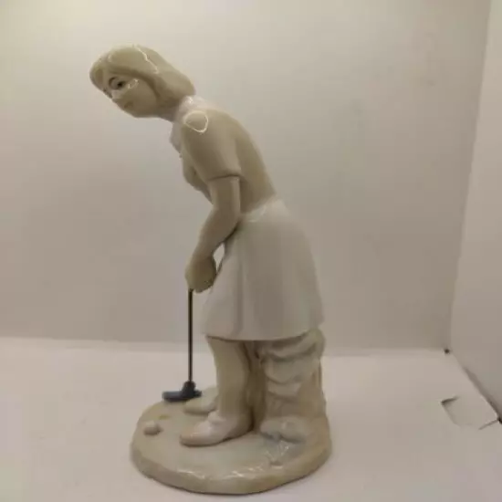 Ardalt Female Golfer Figurine 7386 Sport Golf Club Woman Putter 8" 