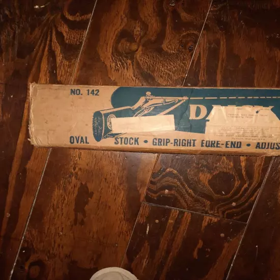 Very rare Early 1950s Daisy defender 142 BB gun Empty box only 