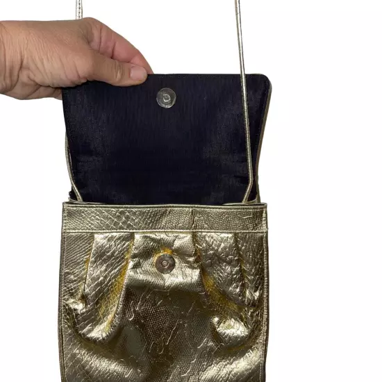 Vintage Crossbody Shoulder Bag Womens One Size Gold Snake Embossed Leather Snap