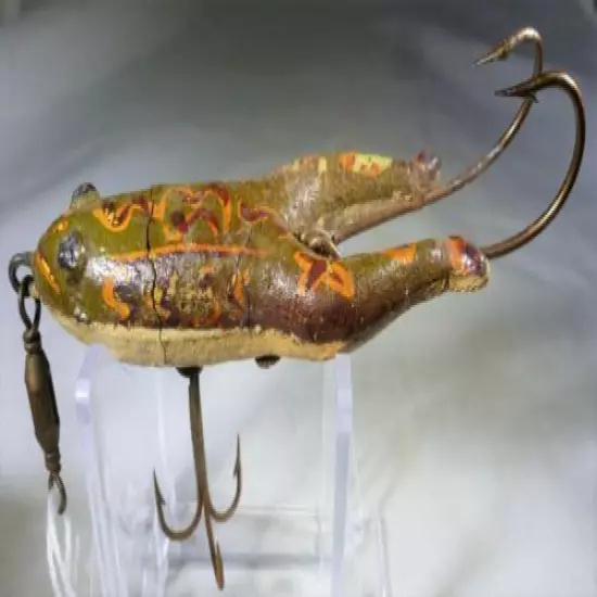 Very Early Pflueger Underwater Frog