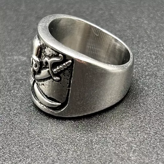 Skull and Cross Swords Ring Size 11-1/2 Pirate Goth Jewelry Thick Used