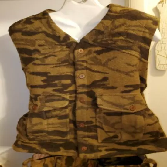 Columbia Wool Blend Camo Vest and Pants XL 40