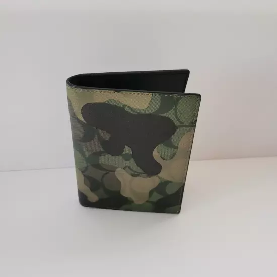 Coach CM032 Signature Camo ID Passport Case Holder Green Multi