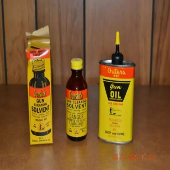 Vintage Outers 445 Metal Gun Oil 3oz Handy Oiler & Gun Cleaning Solvent