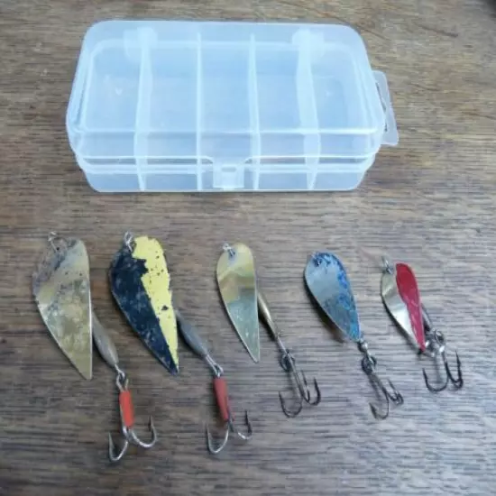 COLLECTION OF 5No HORTON EVANS VIBRO SPOON LURES AND BOX 