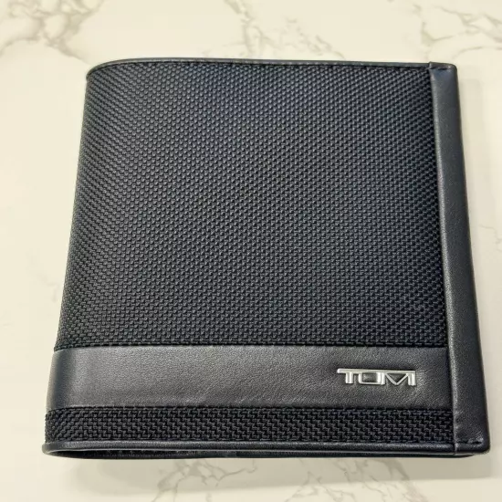 New Tumi Alpha SLG Passport Holder Black Wallet with Box case Cover