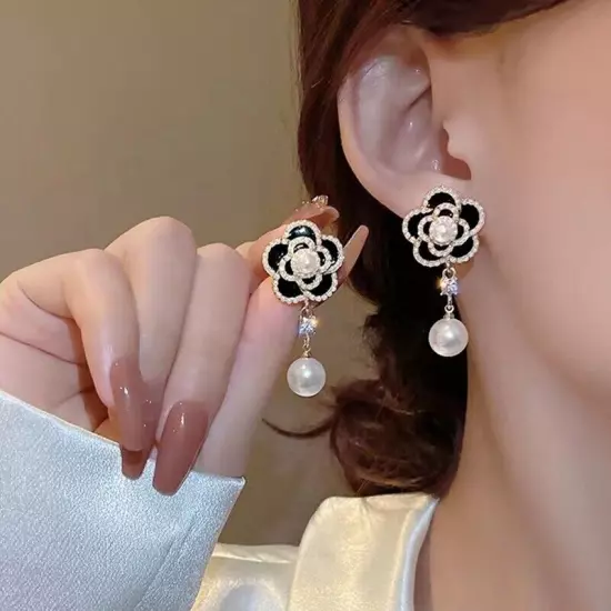 Women's Fashion Temperament Pearl Vintage Earrings For Women