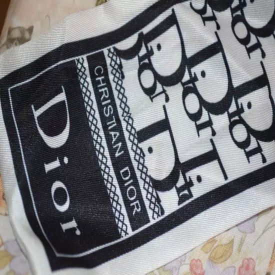 CHRISTIAN DIOR Oblique Silk Monogram scarf. Black & White New w/ Tags