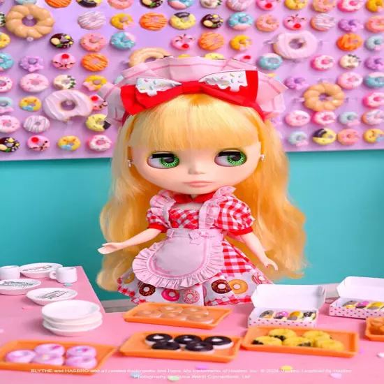 NEW CWC Neo Blythe Donna Doughnut Hasbro 300mm Fashion Doll Japan