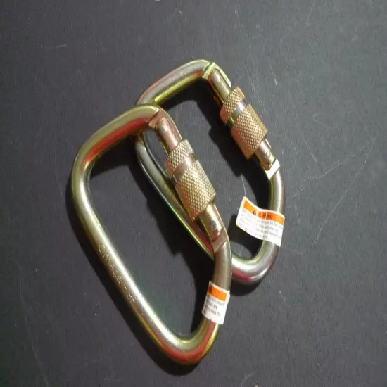 OMEGA - STEEL CARABINERS - LOT OF 2 - # OP716S3 - NEW OLD STOCK -53 KN- MADE@USA