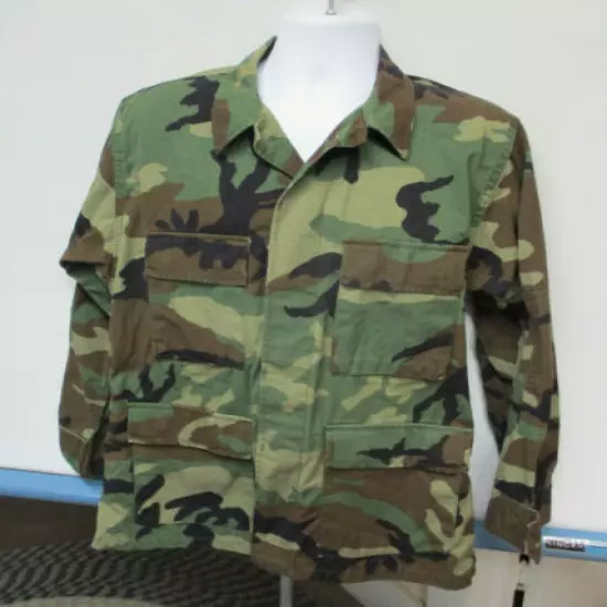  Woodland Camouflage Shirt Jacket Military Issue Medium Regular 