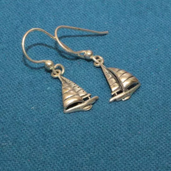 Kabana Sterling Silver Earrings - 2g