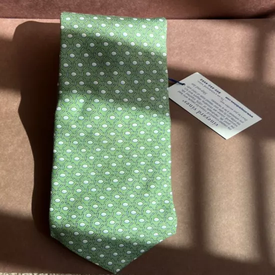 VINEYARD VINES Green Silk Tie with White Golf Balls NWT