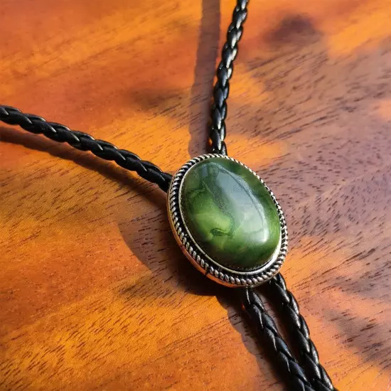 Green Forest Jade Bolo Tie Wedding Necklace for Men Bridegroom Western Cowboy