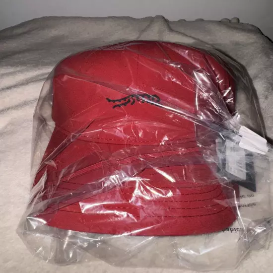 Tiger Woods SUN DAY RED Cypress Fitted Vent Hat Brand New Size S/M Ship Now!