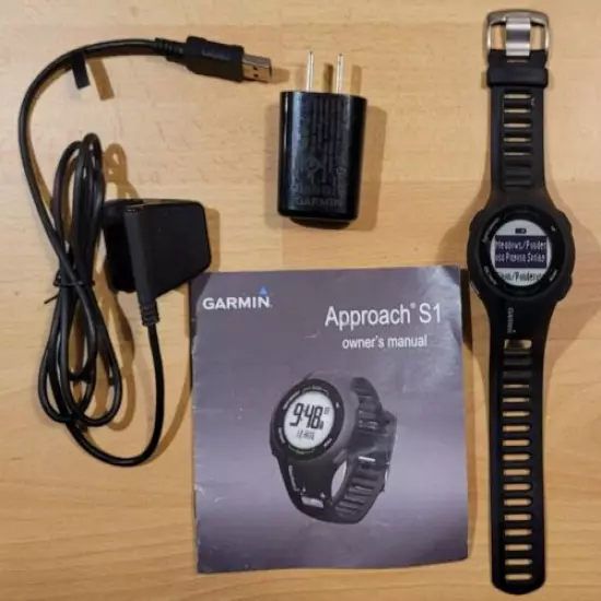 Garmin Approach S1 GPS Golf Watch with charger