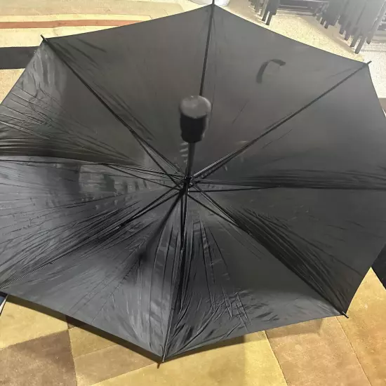 black umbrella 