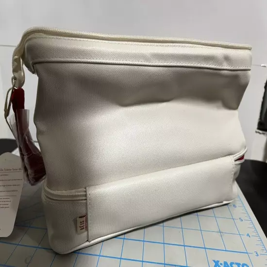 BEIS The Dopp Kit, Cosmetic/Toiletry Case Travel Bag, Double Compartment, Cream