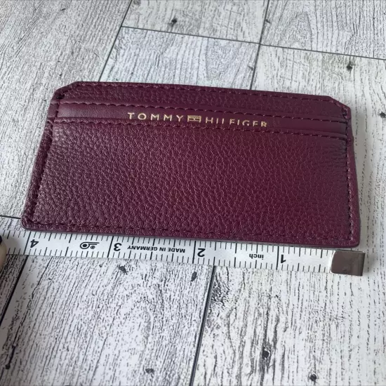 Tommy Hilfiger Burgundy Leather 5-Card Holder