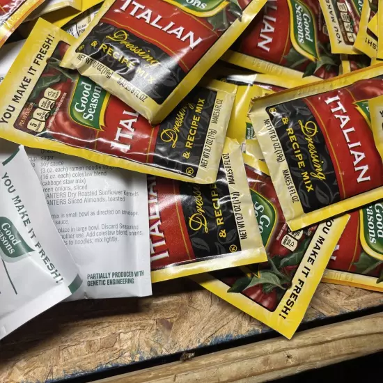 74 Good Seasons Italian Salad Dressing Mix. 74 Packet Lot