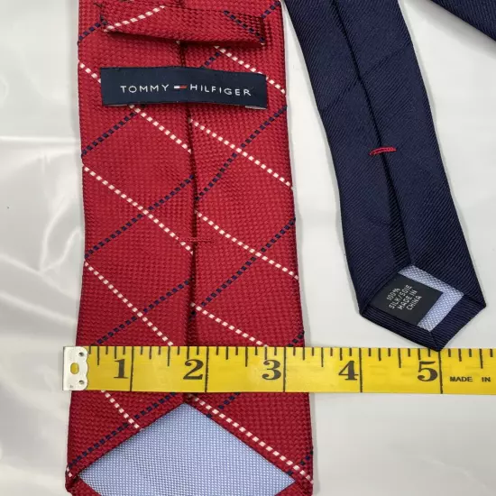 Tommy Hilfiger Two Tone Red Blue Geometric Silk Necktie Tie Men's 3.2" x 60"