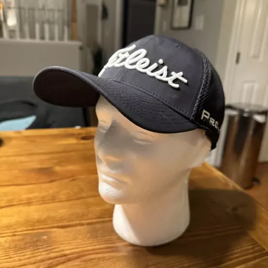 Titliest Pro V1 FJ Foot Joy Golf Fitted Hat L/XL BLACK Very CLEAN