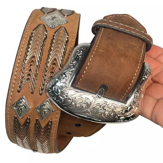 NACONA Womens Sz S Leather Belt with Arrow Lace and Diamond Concho Details