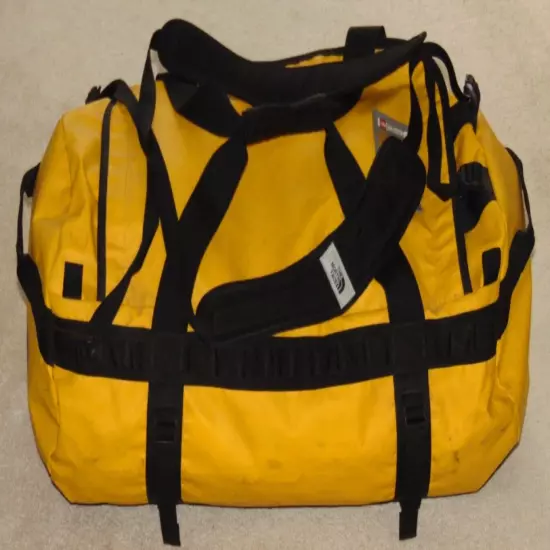 THE NORTH FACE YELLOW/BLACK DUFFEL BAG WITH BACKPACK STRAPS